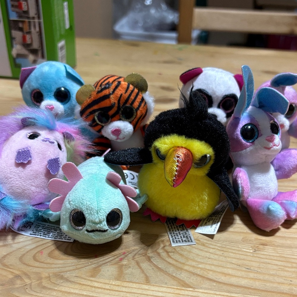 Series 2 plushy pets zuru 5